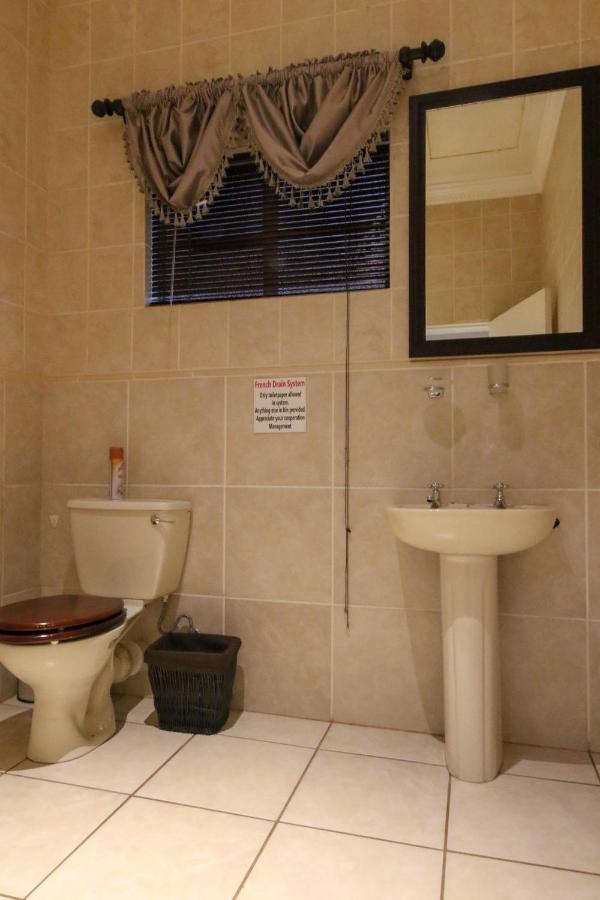 Waterval Self-Catering Holiday Home Sabie Bagian luar foto