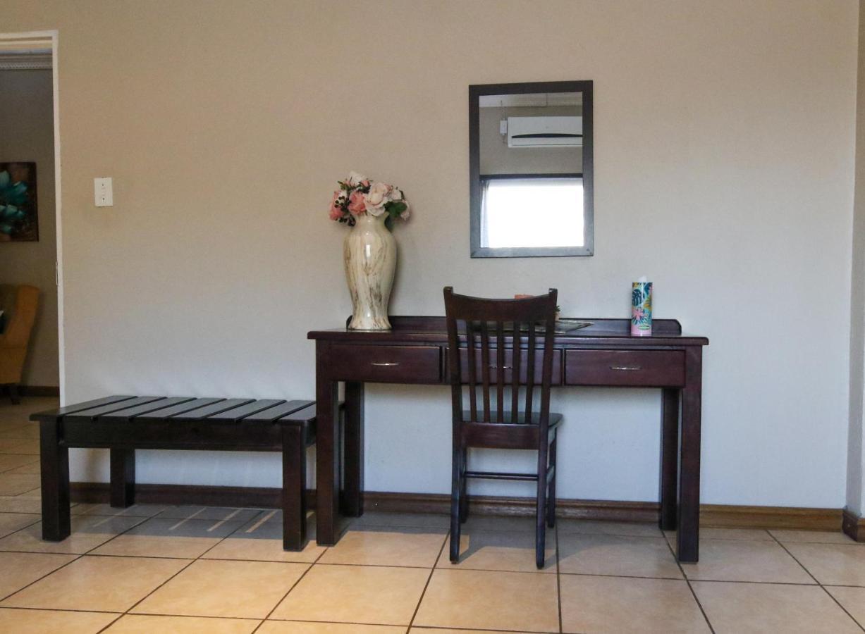 Waterval Self-Catering Holiday Home Sabie Bagian luar foto